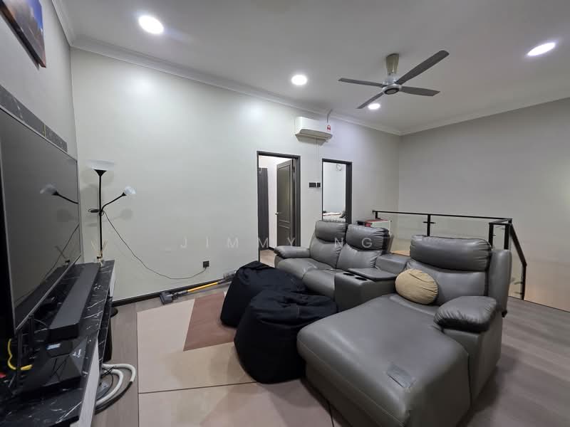 Rumah Teres 2 Tingkat untuk Dijual di Alam Damai (Cheras) - Jimmy Ng - Living Room - PropertyGuru.com.my