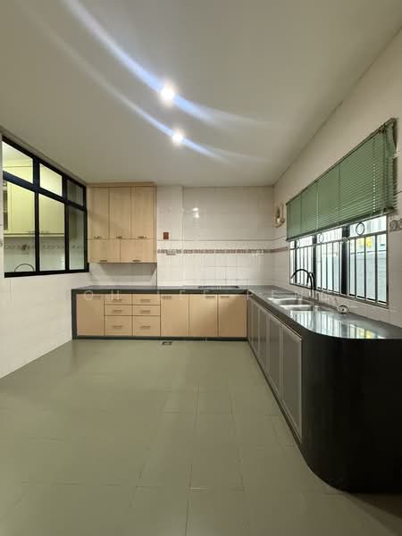 Untuk Disewa - Taman Perling