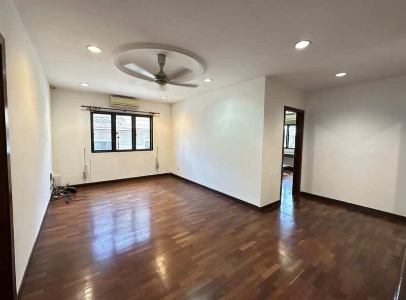 Semi-Detached House for Sale in Seksyen 4 (Kota Damansara) - Esther Lim - Living Room - PropertyGuru.com.my