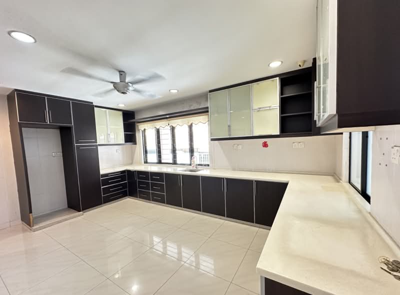 Semi-Detached House for Sale in Seksyen 4 (Kota Damansara) - Esther Lim - Kitchen - PropertyGuru.com.my