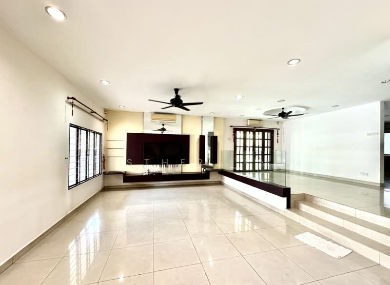 Semi-Detached House for Sale in Seksyen 4 (Kota Damansara) - Esther Lim - Living Room - PropertyGuru.com.my