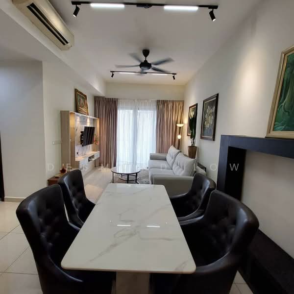Servis Apartment untuk Disewa di The Elements - Desmond Low - Living Room - PropertyGuru.com.my