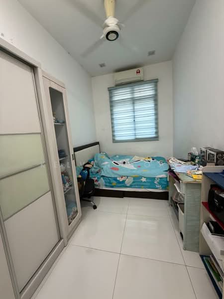 2-storey Terraced House for Sale in Taman Johor Jaya (Johor Bahru) - Kelvin Koay - Bedroom - PropertyGuru.com.my