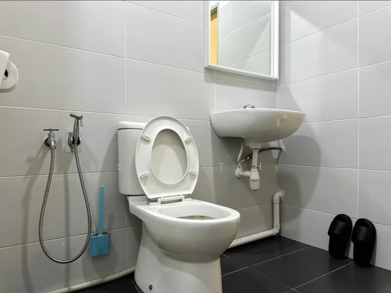 Service Residence for Sale at Akademik Suite - Steve Tah - Bathroom - PropertyGuru.com.my