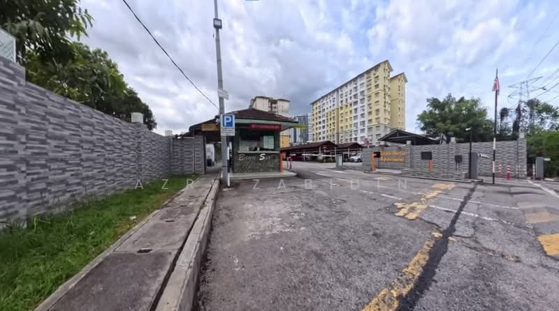 Apartment for Sale at Pangsapuri Bayu Suria (Summerfields Apartments) - Azri Zabidin - Exterior - PropertyGuru.com.my