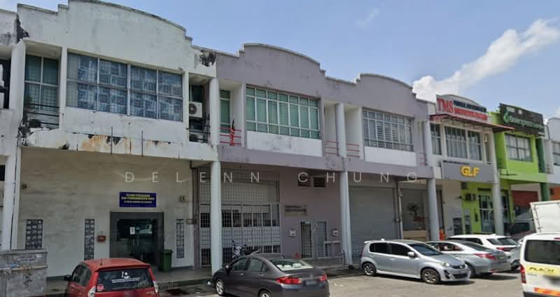 Terrace Factory for Rent in Taman Perindustrian Bukit Serdang (Seri Kembangan) - Delenn Chung - Exterior - PropertyGuru.com.my