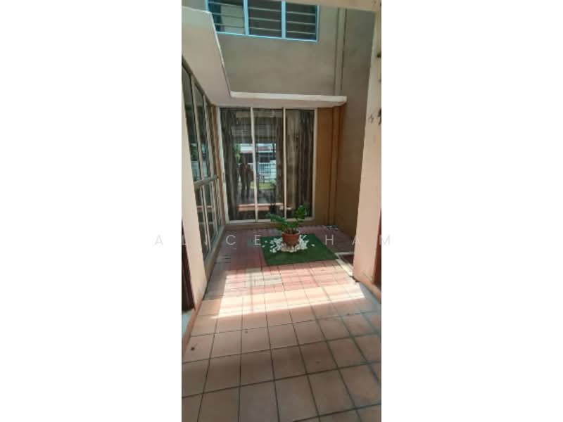 2-storey Terraced House for Rent in Subang Jaya (Selangor) - Alice Kham - Exterior - PropertyGuru.com.my
