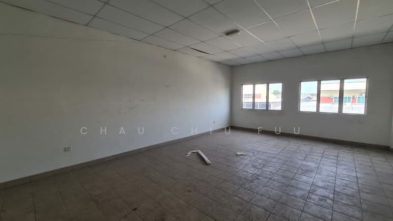 Semi-D Factory for Rent in Hi-Tech Industrial Park (Semenyih) - Chau Chiu Fuu - Interior - PropertyGuru.com.my