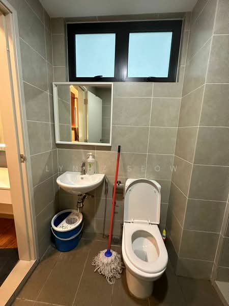 Condominium for Rent at M Vista - Lynnz Seow - Bathroom - PropertyGuru.com.my