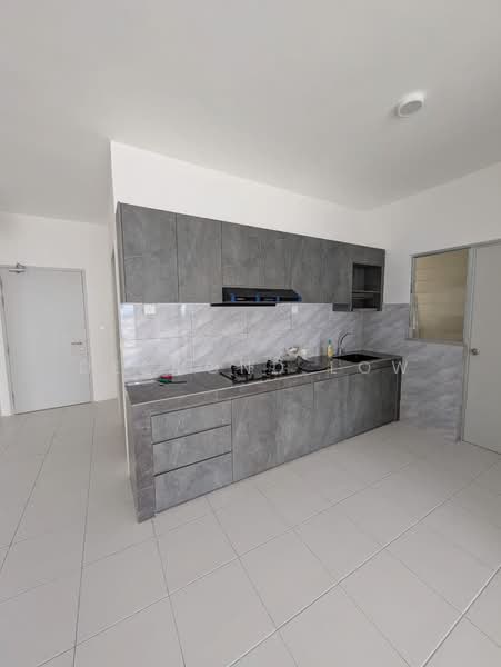 Kondominium untuk Disewa di Residensi Sateria - Desmond Low - Kitchen - PropertyGuru.com.my