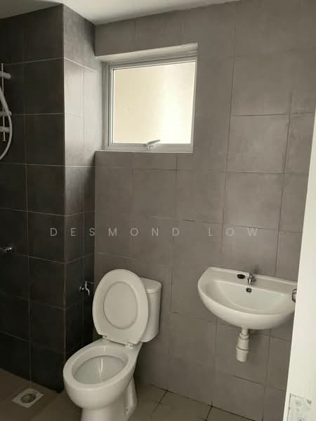 Kondominium untuk Disewa di Residensi Sateria - Desmond Low - Bathroom - PropertyGuru.com.my