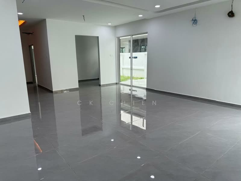 Semi-Detached House for Sale in Klang (Selangor) - CK Chien - Living Room - PropertyGuru.com.my