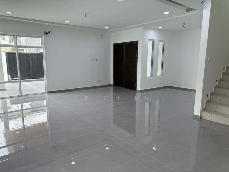 Semi-Detached House for Sale in Klang (Selangor) - CK Chien - Living Room - PropertyGuru.com.my