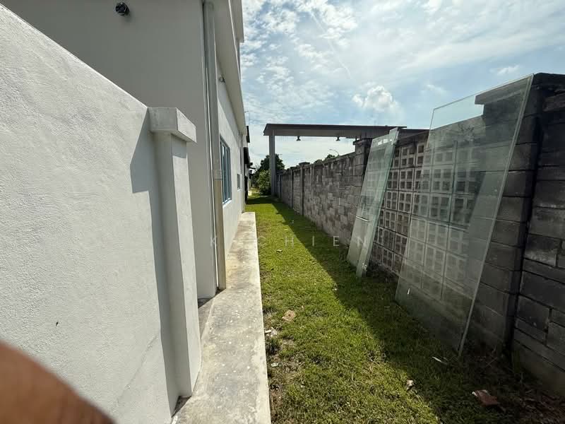Semi-Detached House for Sale in Klang (Selangor) - CK Chien - Exterior - PropertyGuru.com.my