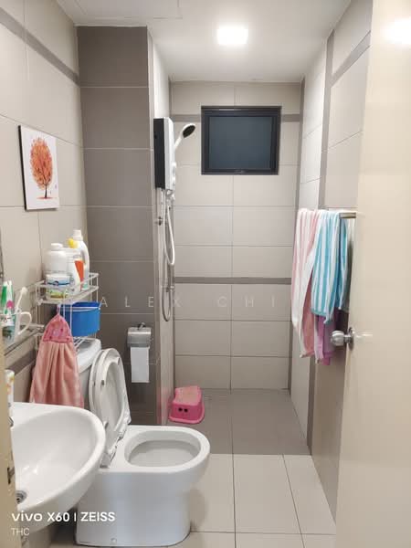 Condominium for Sale at The Z Residence - Alex Chin - Bathroom - PropertyGuru.com.my