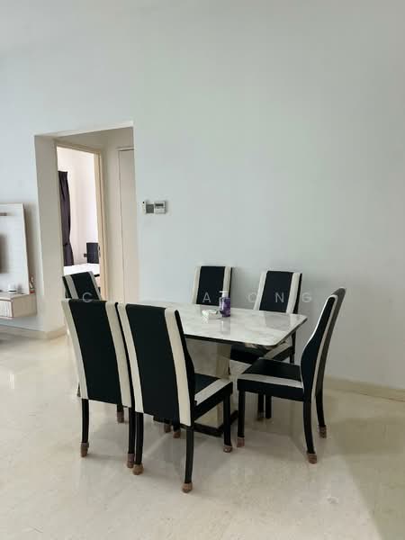 Servis Apartment untuk Disewa di TriTower Residence @ Johor Bahru Sentral - Claira Ong - Dining Room - PropertyGuru.com.my