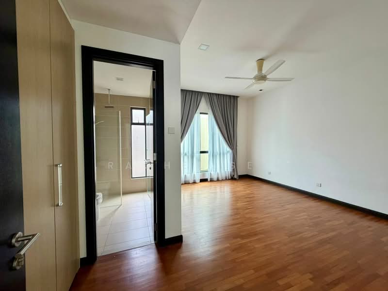 Bungalow for Sale in Leisure Farm (Gelang Patah) - Rachel See - Bedroom - PropertyGuru.com.my