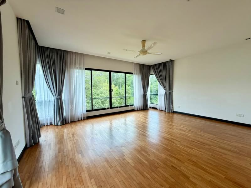 Bungalow for Sale in Leisure Farm (Gelang Patah) - Rachel See - Living Room - PropertyGuru.com.my