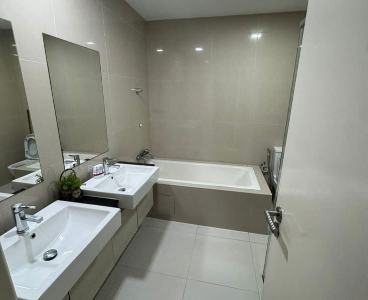 Condominium for Rent at The Park Residences 1 - Peggy Chong - Bathroom - PropertyGuru.com.my