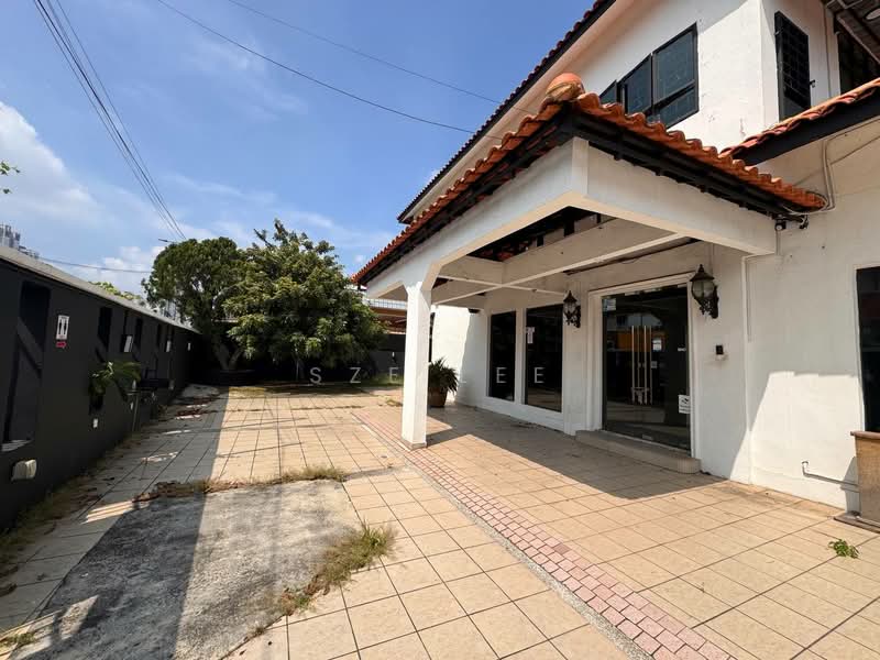 Commercial Bungalow for Rent in Taman Abad (Johor Bahru) - Sze Lee - Exterior - PropertyGuru.com.my