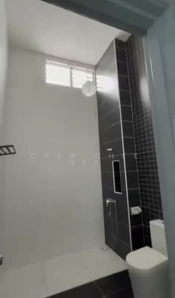 Rumah Kluster untuk Disewa di Nusa Duta (Iskandar Puteri (Nusajaya)) - Chew Chee Yee - Bathroom - PropertyGuru.com.my