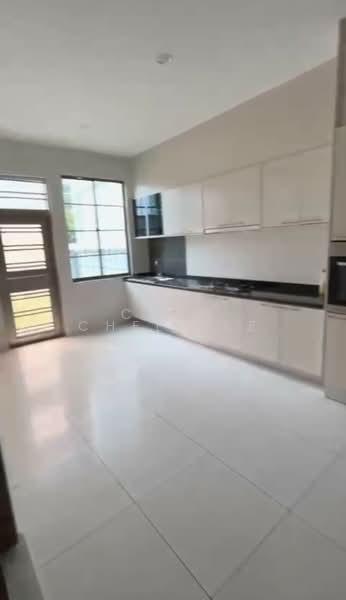 Rumah Kluster untuk Disewa di Nusa Duta (Iskandar Puteri (Nusajaya)) - Chew Chee Yee - Kitchen - PropertyGuru.com.my