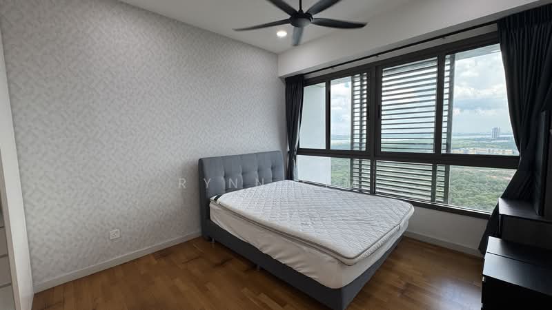 Condominium for Sale at Iskandar Residences - Rynn Lim - Bedroom - PropertyGuru.com.my