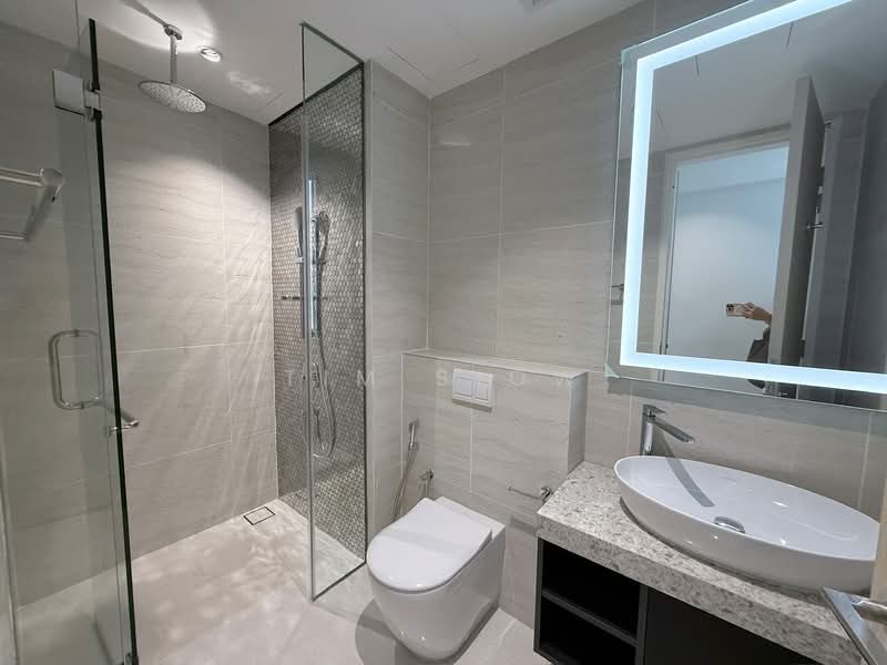 Service Residence for Rent at Star Residences Two - Tim Siow - Bathroom - PropertyGuru.com.my
