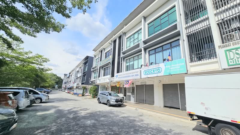 Shop / Office for Sale in Bandar Bukit Puchong 2 (Puchong) - Wendy Chin - Exterior - PropertyGuru.com.my