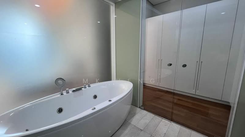 Service Residence for Sale at Quadro Residences - MK Heng - Bathroom - PropertyGuru.com.my