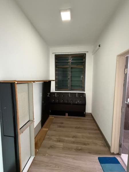 Kondominium untuk Dijual di PARC Regency (Residensi Masai) - Sze Lee - Corridor - PropertyGuru.com.my