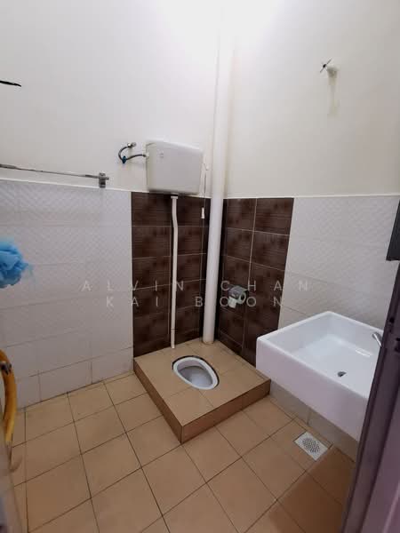 Rumah Teres 1 Tingkat untuk Dijual di Taman Melaka Perdana (Malaka Pindah) - Alvin Chan Kai Boon - Bathroom - PropertyGuru.com.my