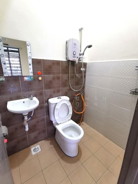 Rumah Teres 1 Tingkat untuk Dijual di Taman Melaka Perdana (Malaka Pindah) - Alvin Chan Kai Boon - Bathroom - PropertyGuru.com.my