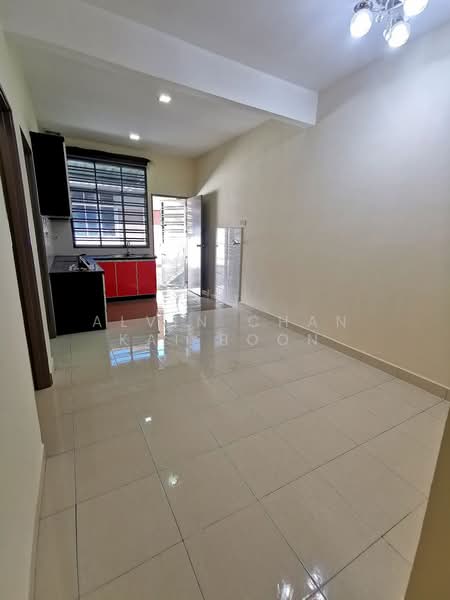 Rumah Teres 1 Tingkat untuk Dijual di Taman Melaka Perdana (Malaka Pindah) - Alvin Chan Kai Boon - Kitchen - PropertyGuru.com.my