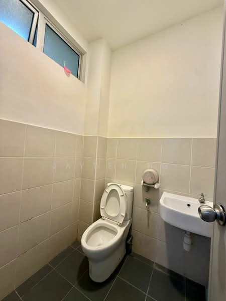 2-storey Terraced House for Sale in Bandar Bistari Perdana (Pasir Gudang) - Jayden Ng - Bathroom - PropertyGuru.com.my