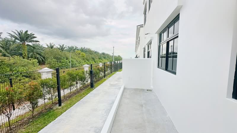 Rumah Teres 2 Tingkat untuk Dijual di Eco Botanic 2 (Iskandar Puteri (Nusajaya)) - JB Wendy - Exterior - PropertyGuru.com.my