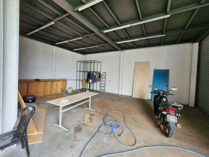 Semi-D Factory for Sale in Taman Kota Masai (Pasir Gudang) - Marcus Loh - Interior - PropertyGuru.com.my