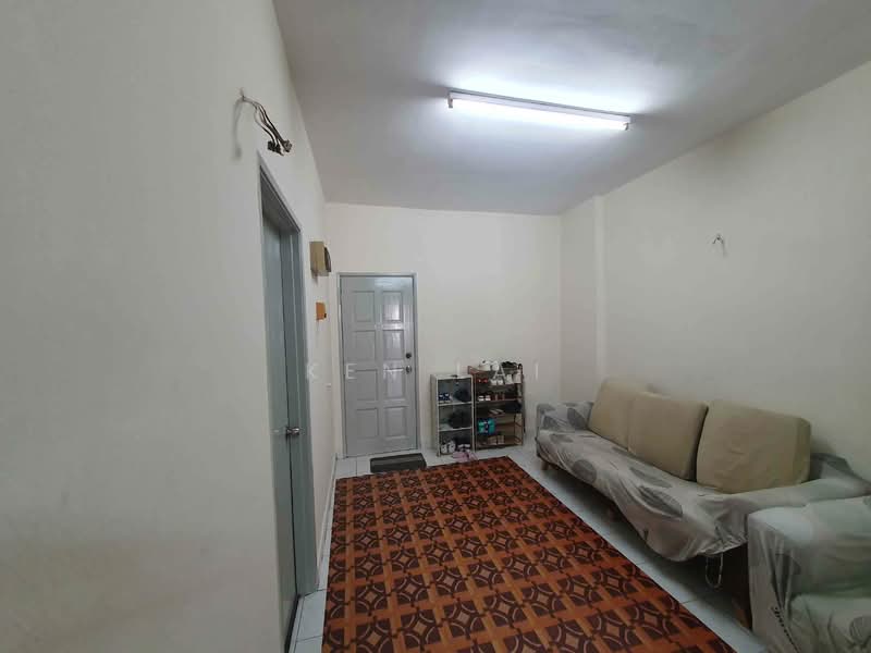 Kondominium untuk Dijual di Pelangi Damansara - Ken Lai - Living Room - PropertyGuru.com.my
