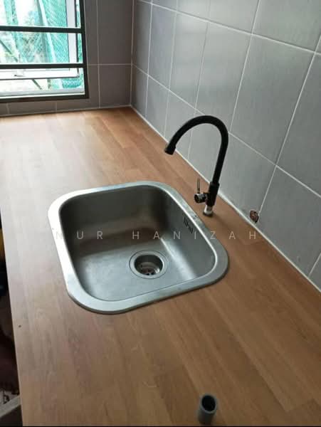 2-storey Terraced House for Sale in Shah Alam (Selangor) - Nur Hanizah - Kitchen - PropertyGuru.com.my