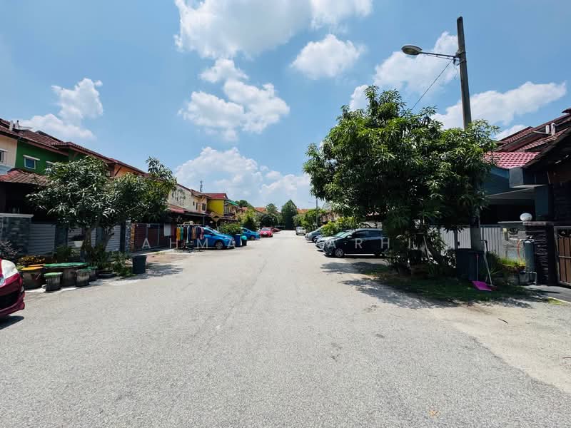 Terraced House for Sale in Sungai Buloh (Selangor) - Ahmad Farhi - PropertyGuru.com.my