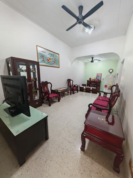 2-storey Terraced House for Sale in Kepong Baru (Kepong) - Joshua Tee - Living Room - PropertyGuru.com.my