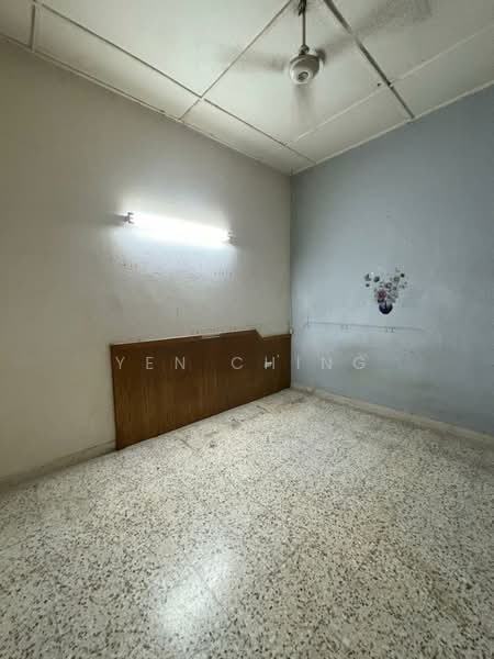 Rumah Teres 1 Tingkat untuk Disewa di Taman Kepong (Kepong) - Yen Ching - Interior - PropertyGuru.com.my