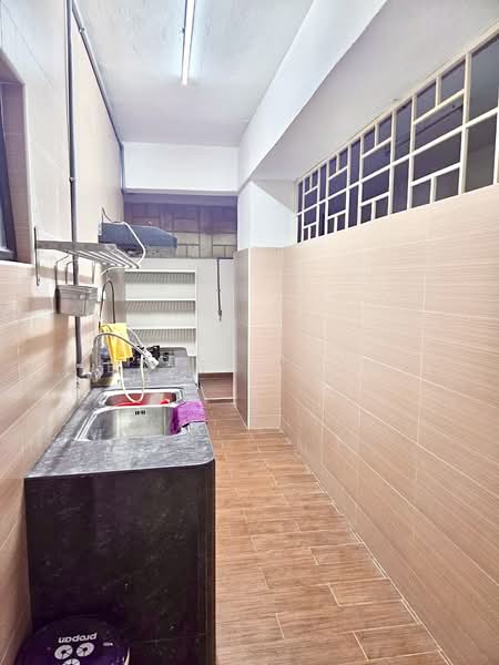 Kondominium untuk Disewa di Glen View Villa - Baxter Lim - Kitchen - PropertyGuru.com.my