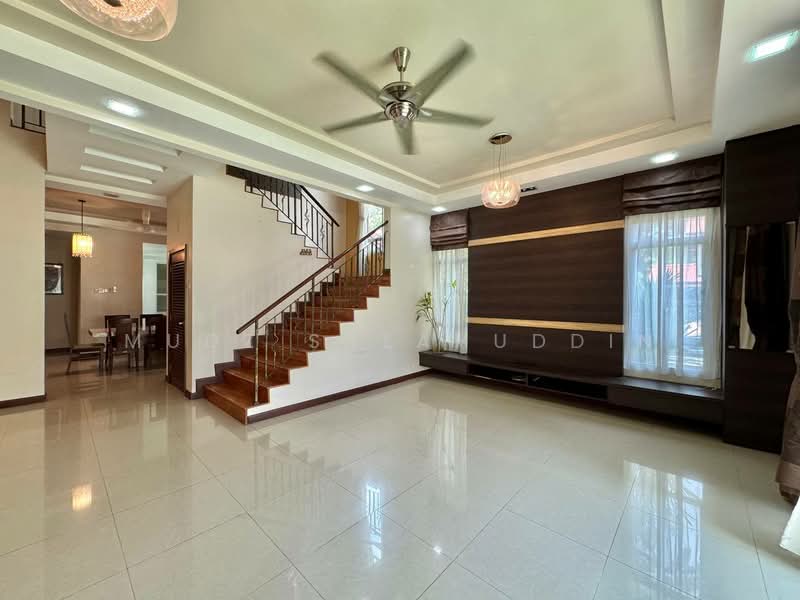 Bungalow for Sale in Setia Eco Park (Setia Alam) - Mudz Salahuddin - Living Room - PropertyGuru.com.my