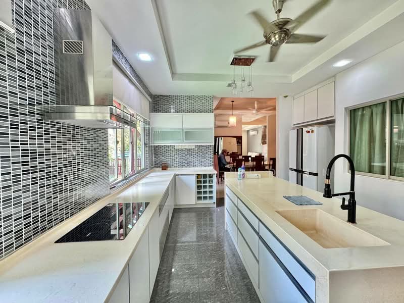 Bungalow for Sale in Setia Eco Park (Setia Alam) - Mudz Salahuddin - Kitchen - PropertyGuru.com.my