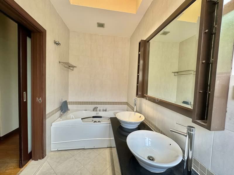 Bungalow for Sale in Setia Eco Park (Setia Alam) - Mudz Salahuddin - Bathroom - PropertyGuru.com.my