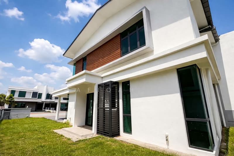 Rumah Berkembar untuk Disewa di Cyberjaya (Selangor) - Afiqah . - Exterior - PropertyGuru.com.my