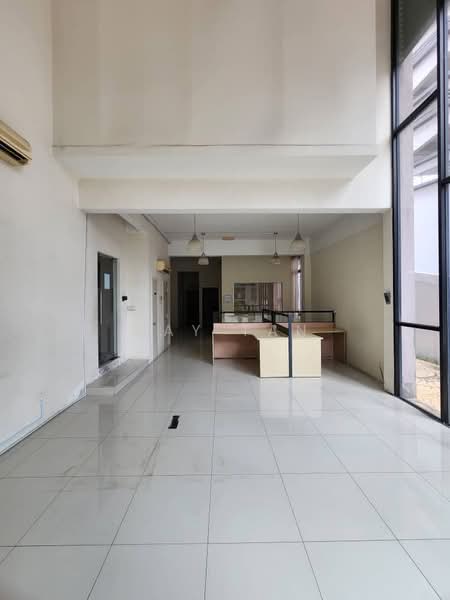 Shop / Office for Sale in Bandar Bukit Puchong (Puchong) - May Tan - Interior - PropertyGuru.com.my