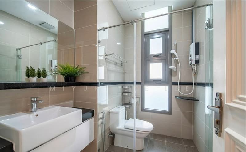 Kondominium untuk Disewa di Iskandar Residences - Miyuki Lee Lee - Bathroom - PropertyGuru.com.my