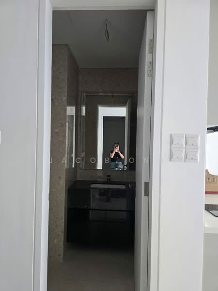 Service Residence for Rent at Pavilion Damansara Heights - Jacob Ong - Bathroom - PropertyGuru.com.my